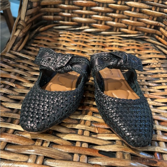 Lucky Brand Women's Grenaldie Mule in size 6. Never worn! - Picture 7 of 15